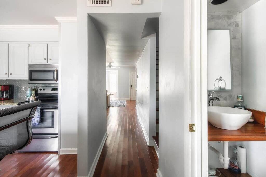 Walk To Broadway Charming Modern Historic Townhome 纳什维尔 外观 照片
