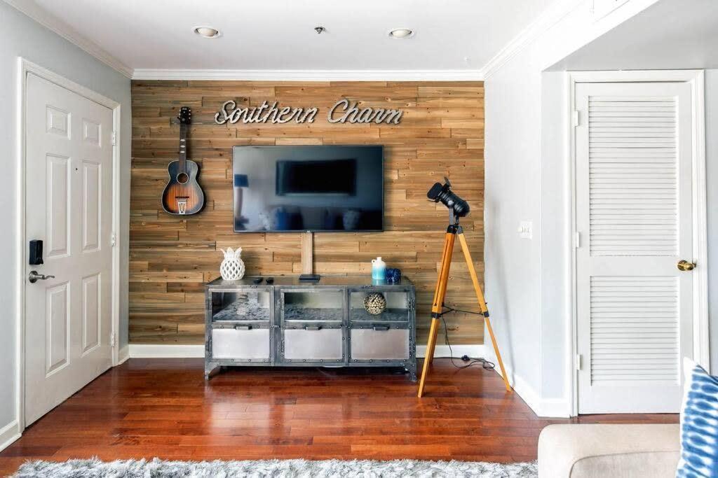Walk To Broadway Charming Modern Historic Townhome 纳什维尔 外观 照片